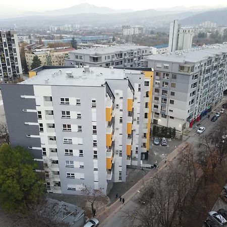 Green Apartment Skopje Buitenkant foto