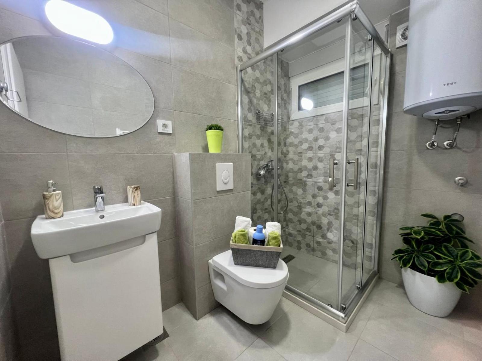 Green Apartment Skopje Buitenkant foto